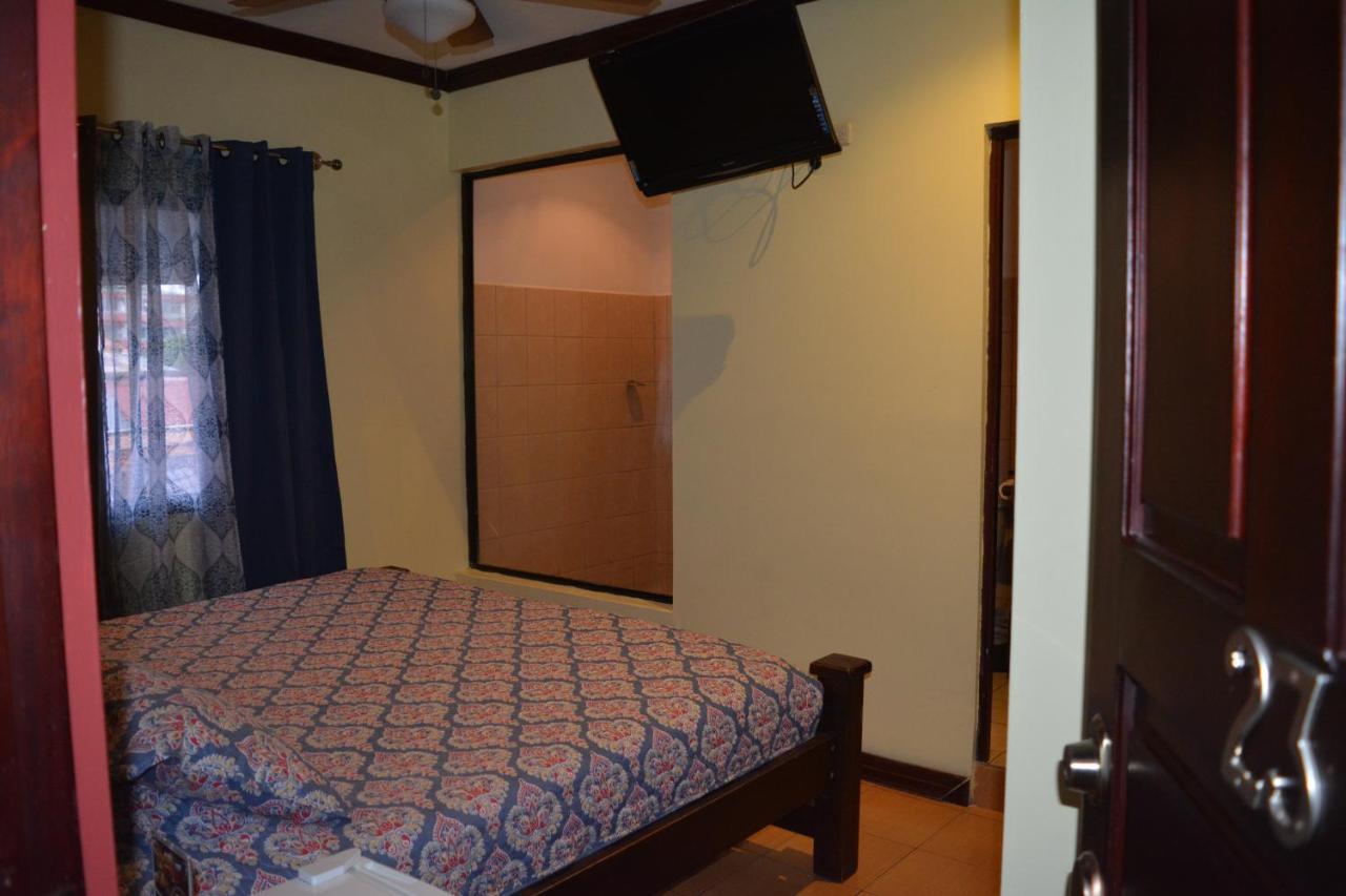 Cr Lounge By Little Havana (adults Only) Guest house